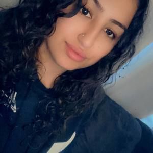 Meet your Posher, Nadeen